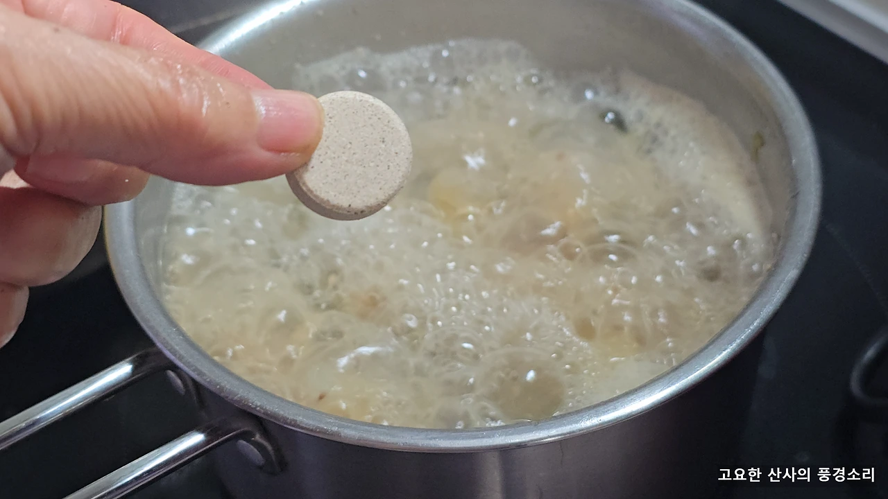 img.png?credential=yqXZFxpELC7KVnFOS48ylbz2pIh7yKj8&expires=1759244399&allow_ip=&allow_referer=&signature=rCg%2Bu2RCLUnJ1HHcxijVskAJaCE%3D