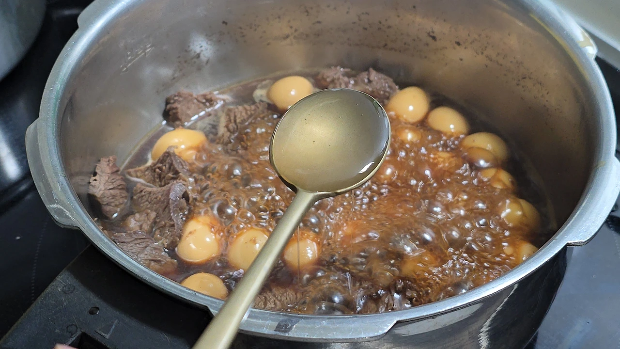 img.jpg?credential=yqXZFxpELC7KVnFOS48ylbz2pIh7yKj8&expires=1764514799&allow_ip=&allow_referer=&signature=9eWlRDY74qnyI%2BL0MAWExOhdW8Y%3D