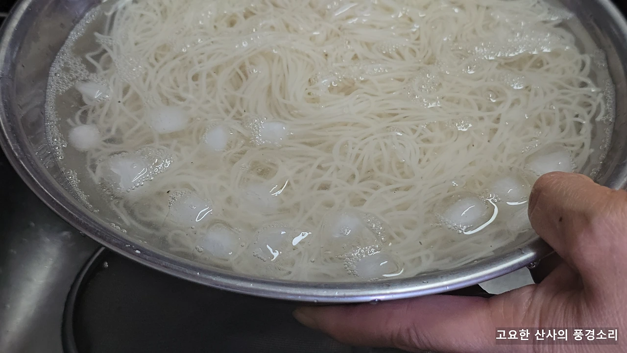 img.png?credential=yqXZFxpELC7KVnFOS48ylbz2pIh7yKj8&expires=1753973999&allow_ip=&allow_referer=&signature=1EuKN%2Bv2M4EAQmr%2BrGIkEGeKpKc%3D