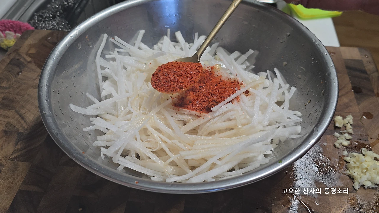 img.png?credential=yqXZFxpELC7KVnFOS48ylbz2pIh7yKj8&expires=1767193199&allow_ip=&allow_referer=&signature=HYSHNsFgNOxlCDQDueoU3iEAKaw%3D