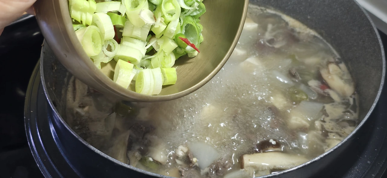 img.jpg?credential=yqXZFxpELC7KVnFOS48ylbz2pIh7yKj8&expires=1756652399&allow_ip=&allow_referer=&signature=hVQmzkqEXAYEoxGYNM3Fty%2F3G8A%3D