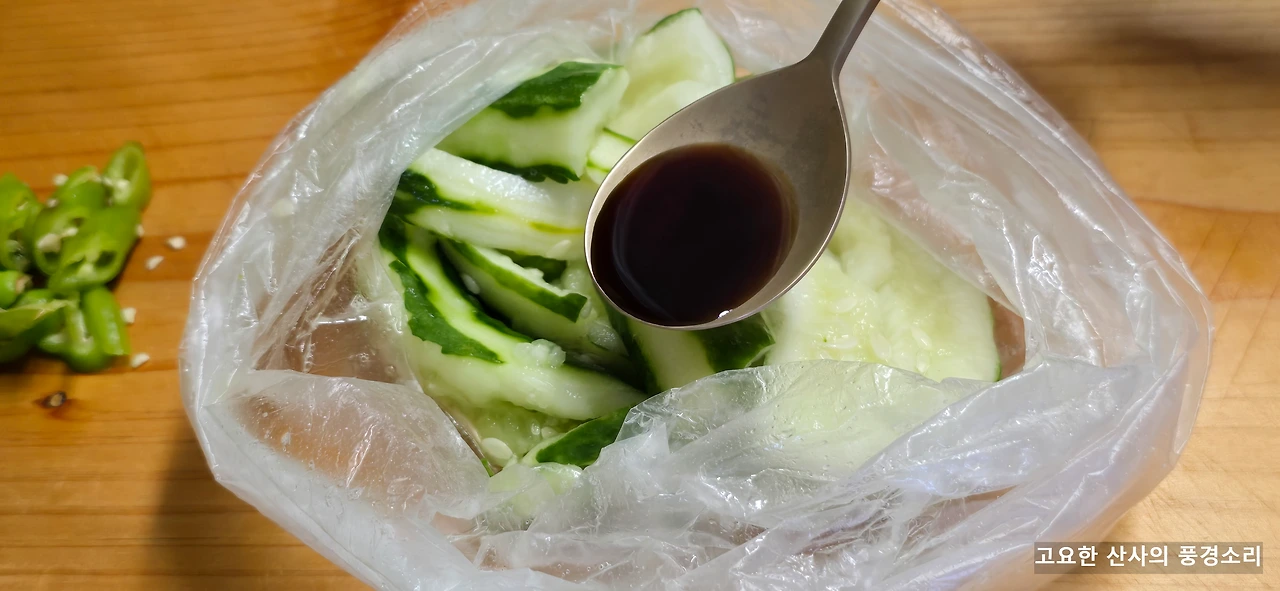 img.png?credential=yqXZFxpELC7KVnFOS48ylbz2pIh7yKj8&expires=1759244399&allow_ip=&allow_referer=&signature=SSg2CHytVDUu1hQnc%2FmGQJDSjnQ%3D