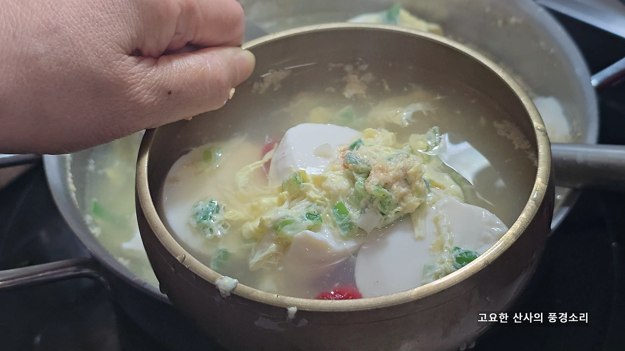 img.png?credential=yqXZFxpELC7KVnFOS48ylbz2pIh7yKj8&expires=1761922799&allow_ip=&allow_referer=&signature=XgQR3EDaSOPyWcJCyJYYIWje9uE%3D