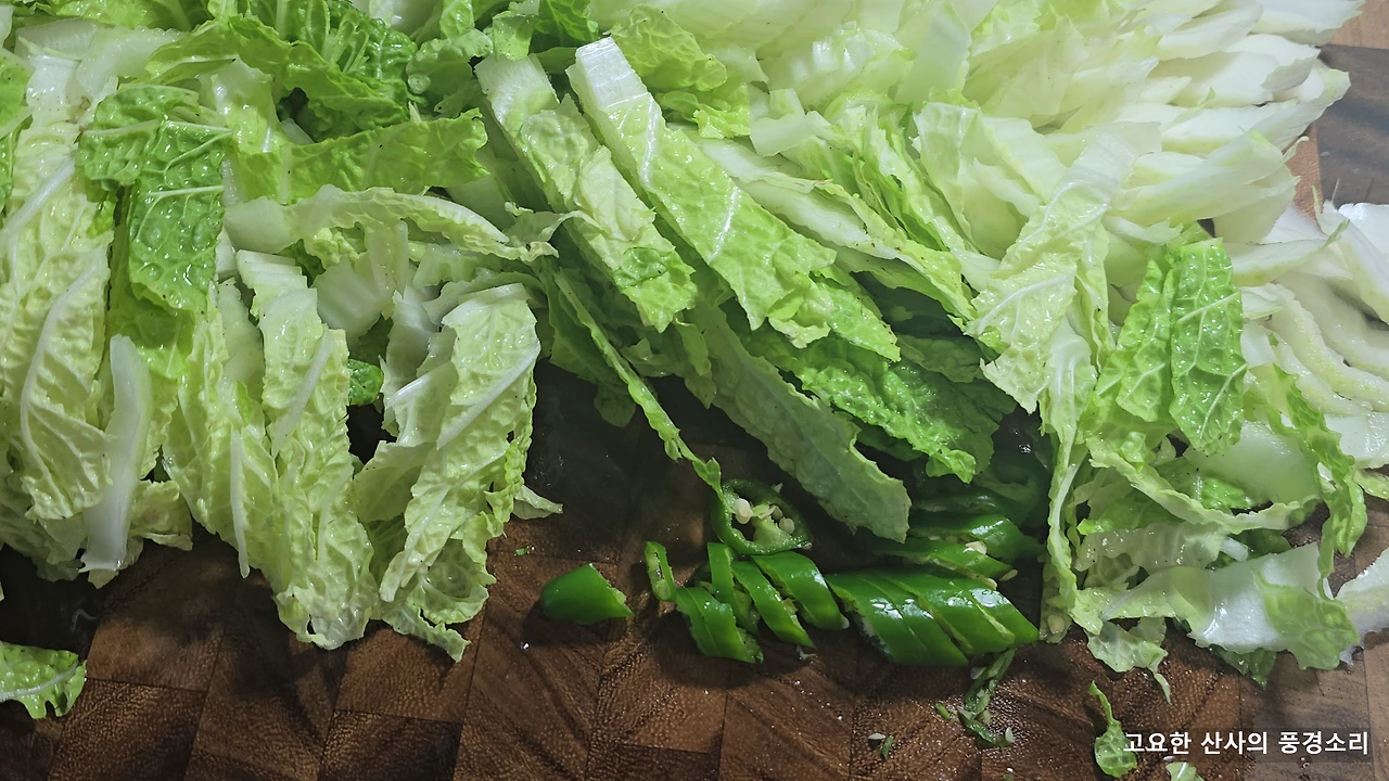 img.png?credential=yqXZFxpELC7KVnFOS48ylbz2pIh7yKj8&expires=1767193199&allow_ip=&allow_referer=&signature=YBuJnTne7yW2PHs1aadeOBMofvQ%3D