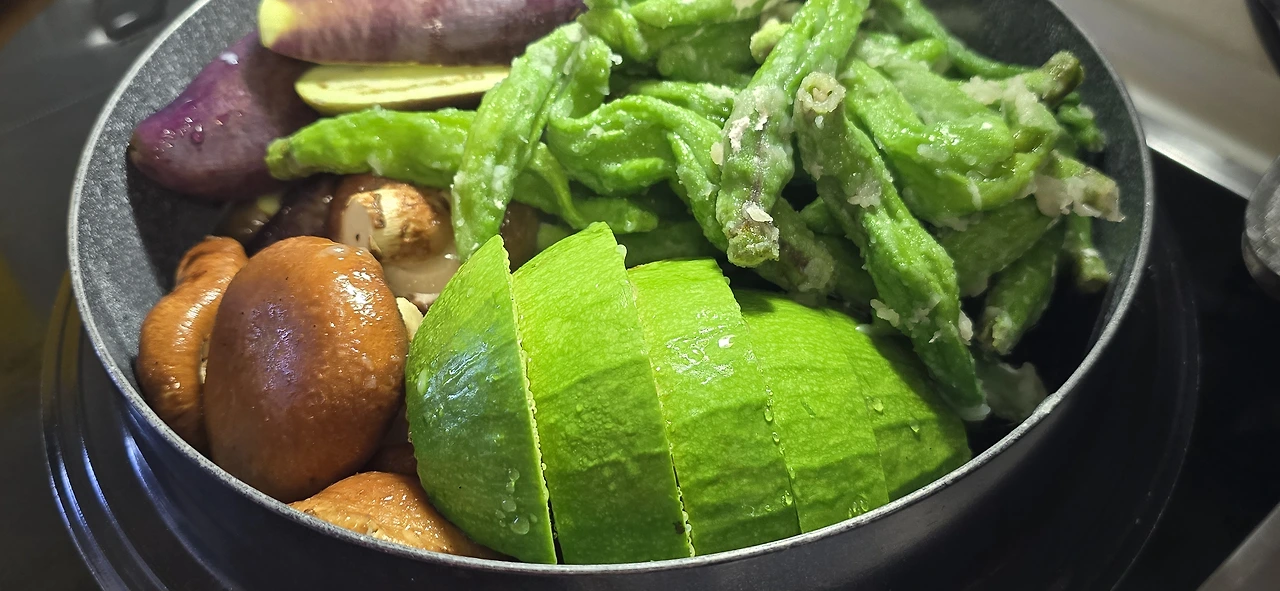 img.jpg?credential=yqXZFxpELC7KVnFOS48ylbz2pIh7yKj8&expires=1756652399&allow_ip=&allow_referer=&signature=muJzHj7nps8rJtcVyAaAf%2Byhzr0%3D