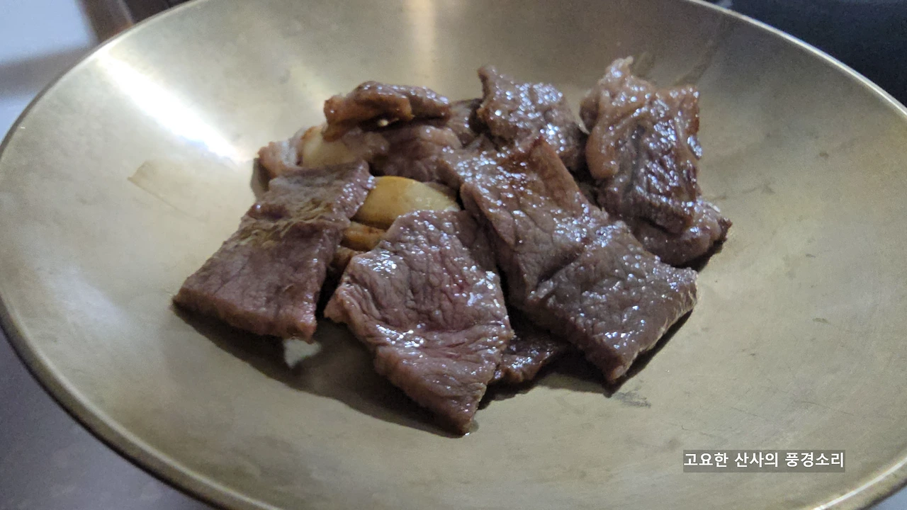 img.png?credential=yqXZFxpELC7KVnFOS48ylbz2pIh7yKj8&expires=1767193199&allow_ip=&allow_referer=&signature=hxQ2vXkNsmtXL%2BCnWxDW9PbgElY%3D