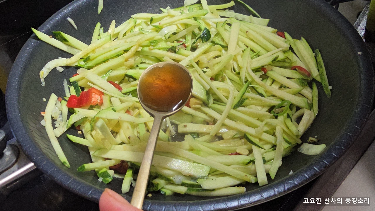 img.png?credential=yqXZFxpELC7KVnFOS48ylbz2pIh7yKj8&expires=1764514799&allow_ip=&allow_referer=&signature=gZBfTNLChmaMzpT7Te4kh3XJ6Ns%3D