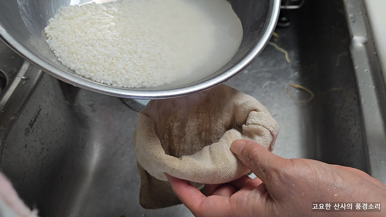 img.png?credential=yqXZFxpELC7KVnFOS48ylbz2pIh7yKj8&expires=1756652399&allow_ip=&allow_referer=&signature=CApSm7mlMfjE9QVh1sD6fmc4GmI%3D