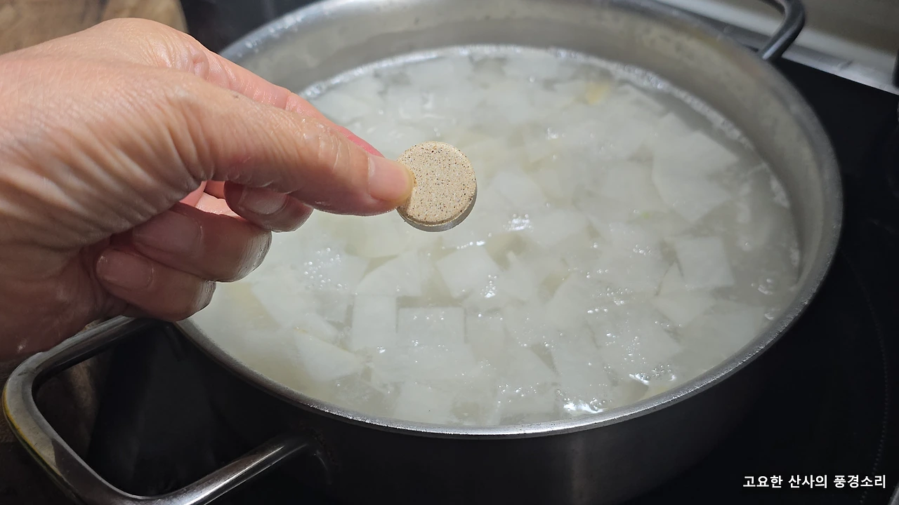 img.png?credential=yqXZFxpELC7KVnFOS48ylbz2pIh7yKj8&expires=1764514799&allow_ip=&allow_referer=&signature=e7r6Z71oI8RD4er98k1hUT8h9v4%3D