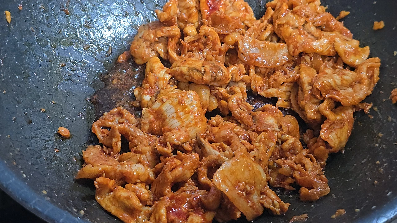 img.jpg?credential=yqXZFxpELC7KVnFOS48ylbz2pIh7yKj8&expires=1759244399&allow_ip=&allow_referer=&signature=ONDBM4WVl%2F9i6SdLCgZIw0x0bCc%3D