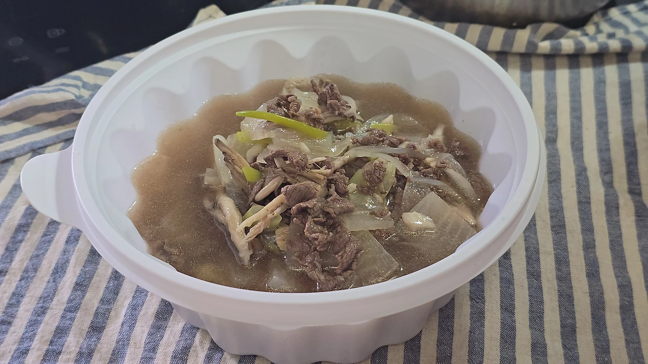 img.jpg?credential=yqXZFxpELC7KVnFOS48ylbz2pIh7yKj8&expires=1759244399&allow_ip=&allow_referer=&signature=vMxYUywYGaouSx%2B7xOKuYCboqV4%3D