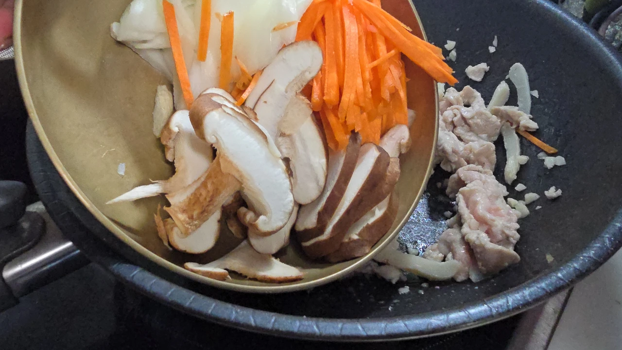 img.jpg?credential=yqXZFxpELC7KVnFOS48ylbz2pIh7yKj8&expires=1761922799&allow_ip=&allow_referer=&signature=1KEqoJTVze0hsuu85jk40AfjrLo%3D