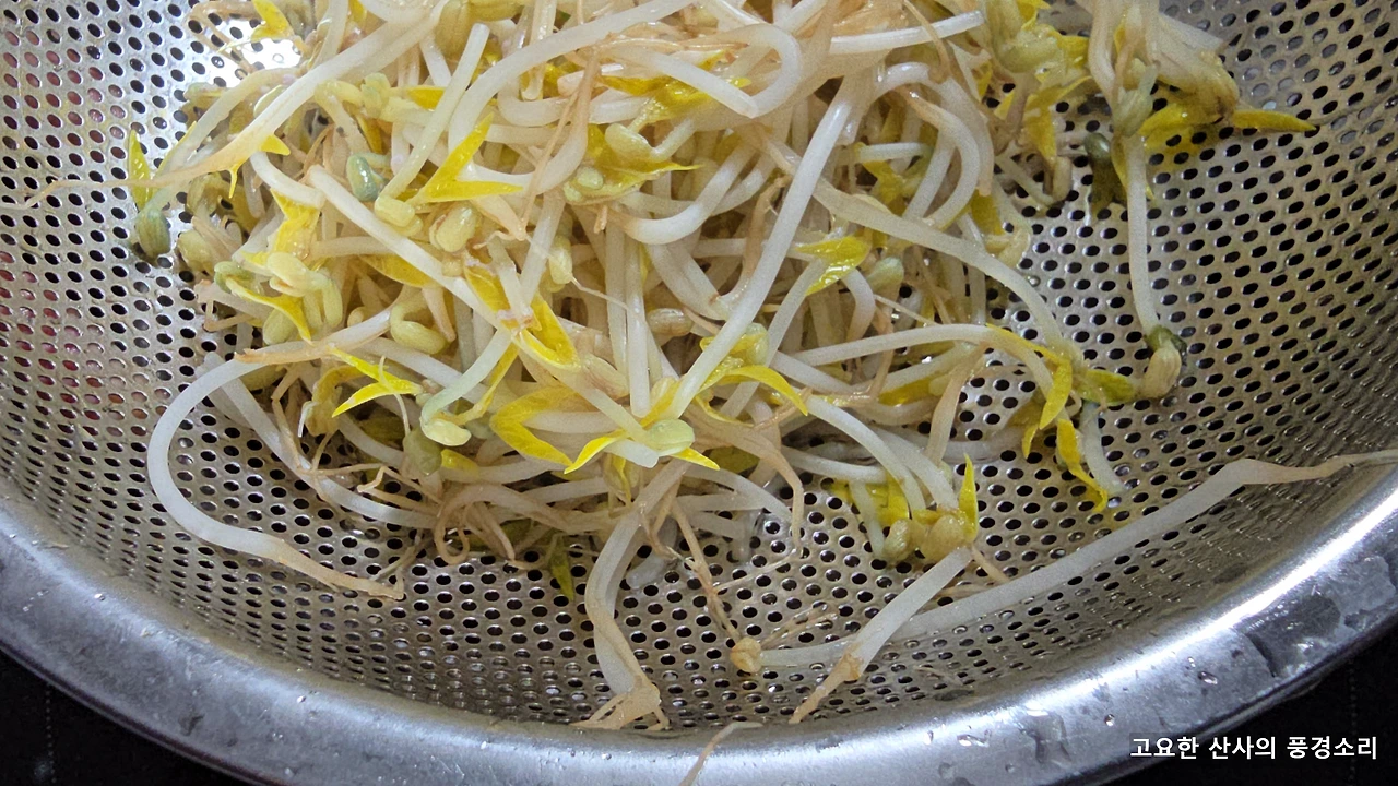 img.png?credential=yqXZFxpELC7KVnFOS48ylbz2pIh7yKj8&expires=1764514799&allow_ip=&allow_referer=&signature=CNL6xoyQc%2BGuy1HN23TKoWCLL2M%3D