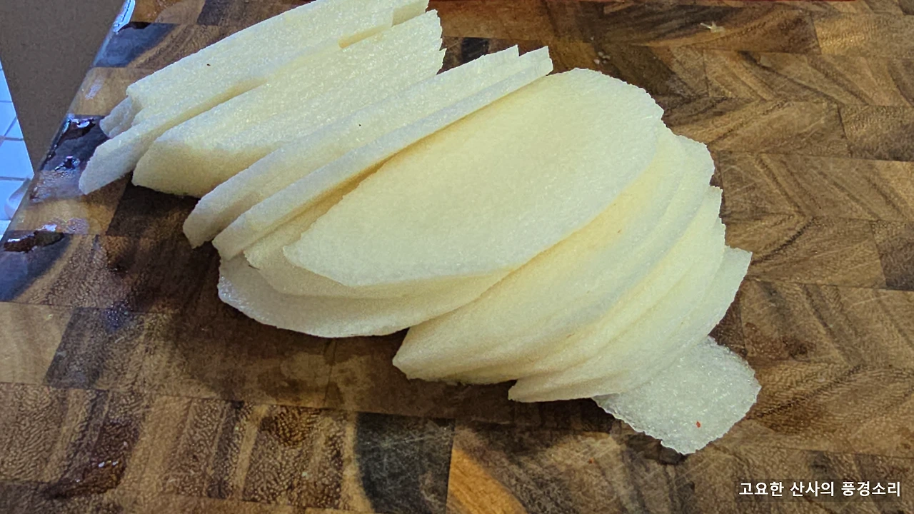 img.png?credential=yqXZFxpELC7KVnFOS48ylbz2pIh7yKj8&expires=1764514799&allow_ip=&allow_referer=&signature=wfWeQPE8JrnyqZmx2qBHimT0SSg%3D