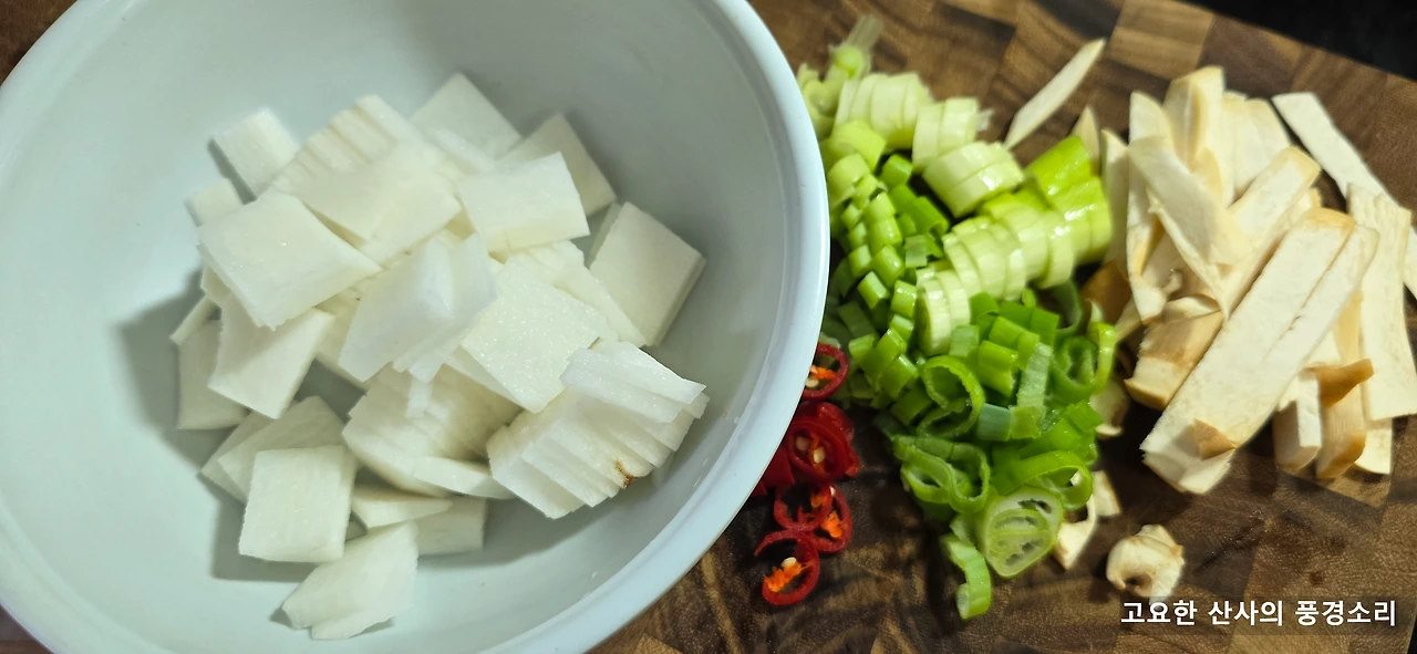 img.png?credential=yqXZFxpELC7KVnFOS48ylbz2pIh7yKj8&expires=1761922799&allow_ip=&allow_referer=&signature=1OziqXBng0daDuaBCP%2B7JvVAdlw%3D