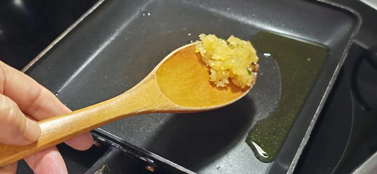 img.jpg?credential=yqXZFxpELC7KVnFOS48ylbz2pIh7yKj8&expires=1764514799&allow_ip=&allow_referer=&signature=n4quIAbfrVIV9mZph8%2BlB0JeDCE%3D