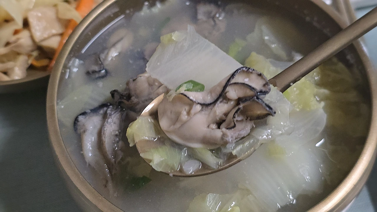 img.jpg?credential=yqXZFxpELC7KVnFOS48ylbz2pIh7yKj8&expires=1767193199&allow_ip=&allow_referer=&signature=IERVBDRWhrGV09jh1i1ky4u%2Fhtc%3D