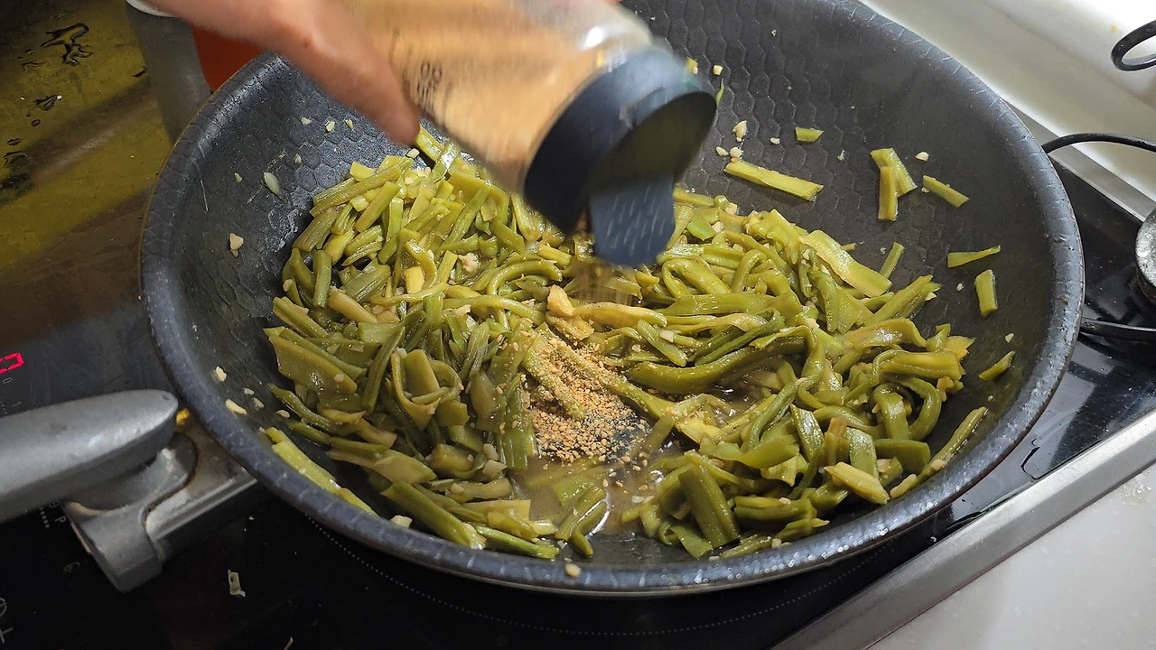 img.jpg?credential=yqXZFxpELC7KVnFOS48ylbz2pIh7yKj8&expires=1764514799&allow_ip=&allow_referer=&signature=WV1Mrm6TfFxp5RsXc2m8JwLT5Js%3D