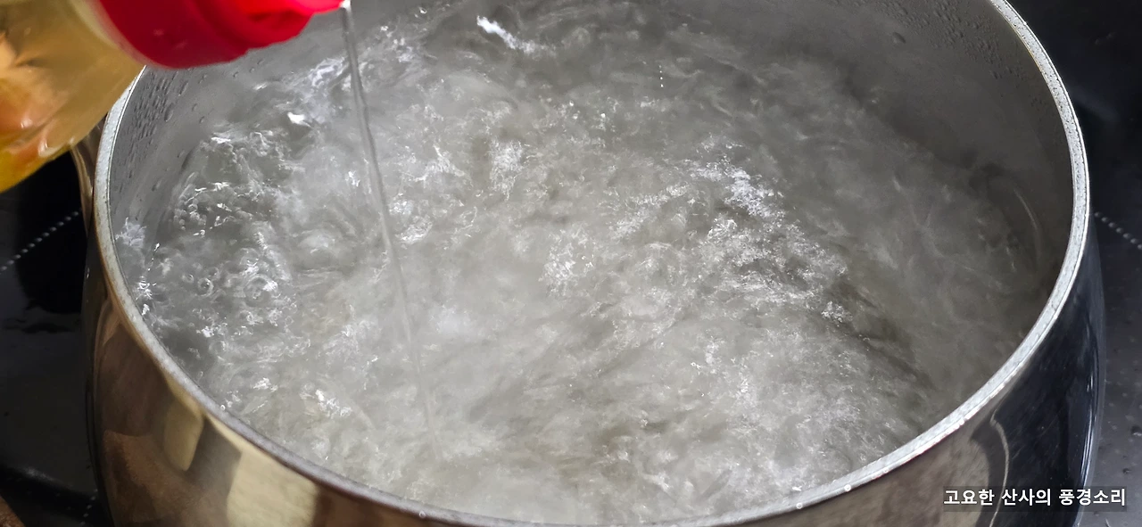 img.png?credential=yqXZFxpELC7KVnFOS48ylbz2pIh7yKj8&expires=1764514799&allow_ip=&allow_referer=&signature=t4V%2BDL8zLKsaRzYrhybGXihtFQw%3D