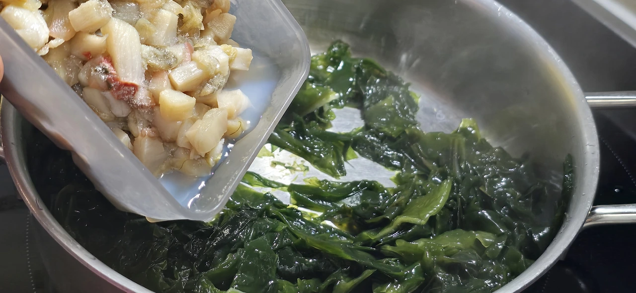 img.jpg?credential=yqXZFxpELC7KVnFOS48ylbz2pIh7yKj8&expires=1759244399&allow_ip=&allow_referer=&signature=H9e6iflt8oCn%2ByHObyWwHtJ5ZzM%3D