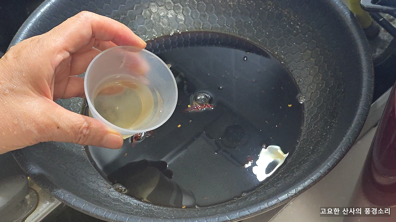 img.png?credential=yqXZFxpELC7KVnFOS48ylbz2pIh7yKj8&expires=1761922799&allow_ip=&allow_referer=&signature=hUuyUNUXFyIUSXzpKq%2B52VxiVFA%3D