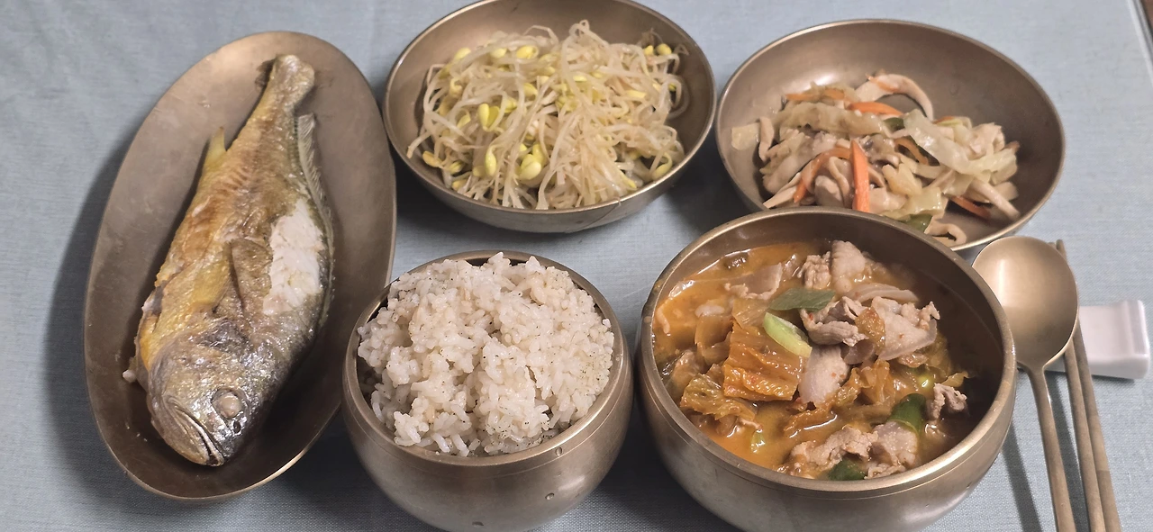 img.jpg?credential=yqXZFxpELC7KVnFOS48ylbz2pIh7yKj8&expires=1767193199&allow_ip=&allow_referer=&signature=%2FA37th7jttkcq90wTISvhoOcKPM%3D