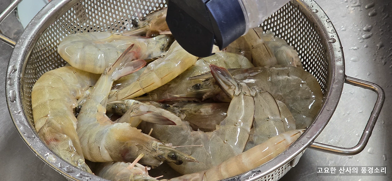 img.png?credential=yqXZFxpELC7KVnFOS48ylbz2pIh7yKj8&expires=1759244399&allow_ip=&allow_referer=&signature=ti%2Fsg%2FID1HBTDPTVlJclPv0iQQk%3D