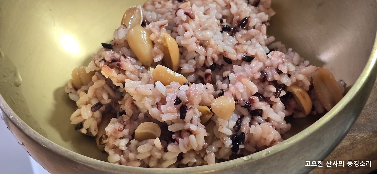 img.png?credential=yqXZFxpELC7KVnFOS48ylbz2pIh7yKj8&expires=1761922799&allow_ip=&allow_referer=&signature=XFDc30n7LV02HU%2B62hlUY5Ec%2FiA%3D