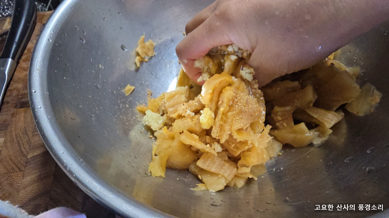 img.png?credential=yqXZFxpELC7KVnFOS48ylbz2pIh7yKj8&expires=1764514799&allow_ip=&allow_referer=&signature=6CveI6C9tdyDqjy2f9oLqZa0Dag%3D