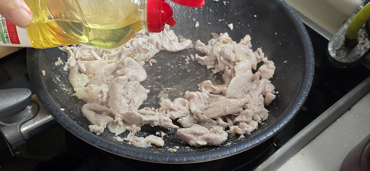 img.jpg?credential=yqXZFxpELC7KVnFOS48ylbz2pIh7yKj8&expires=1759244399&allow_ip=&allow_referer=&signature=n0q2hxz7zgH%2Ff9zXULsLFRYd%2FV4%3D