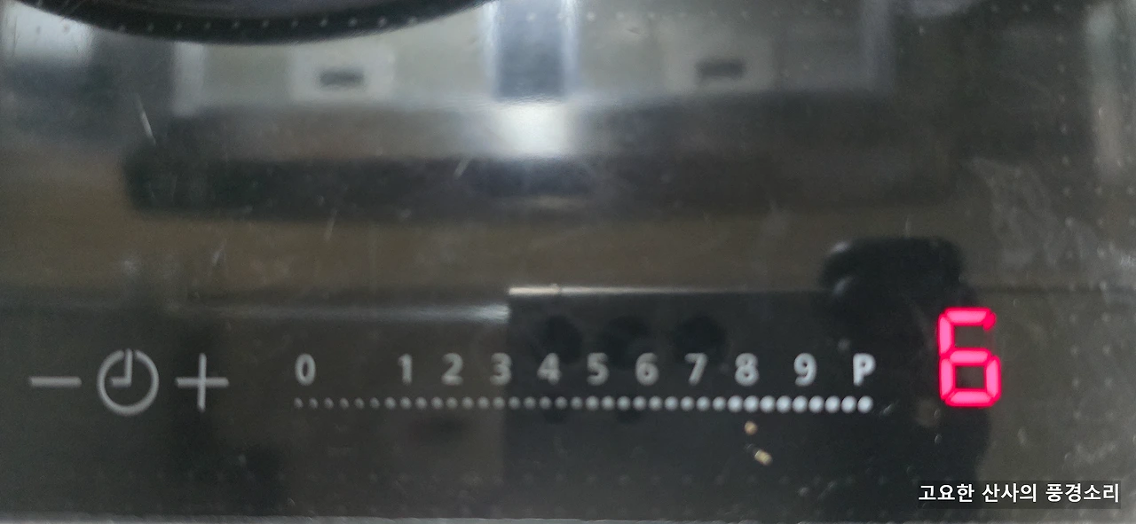 img.png?credential=yqXZFxpELC7KVnFOS48ylbz2pIh7yKj8&expires=1759244399&allow_ip=&allow_referer=&signature=JTdtQ5jz2AC%2Bps3iigMeadgTVSQ%3D