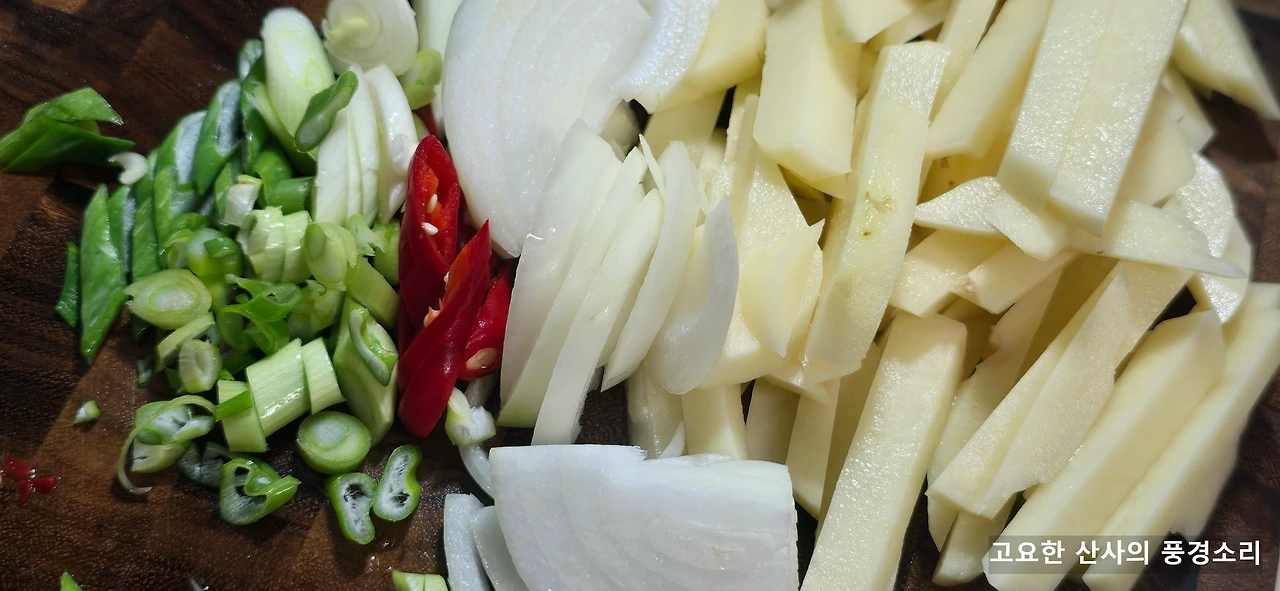 img.png?credential=yqXZFxpELC7KVnFOS48ylbz2pIh7yKj8&expires=1753973999&allow_ip=&allow_referer=&signature=fGfoNnJ2MllCp4LpRe7ZlaDsZVQ%3D