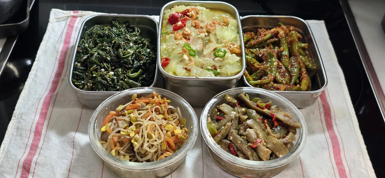 img.jpg?credential=yqXZFxpELC7KVnFOS48ylbz2pIh7yKj8&expires=1759244399&allow_ip=&allow_referer=&signature=89N%2BHn054zTuAu6IHFfEn15gmbg%3D