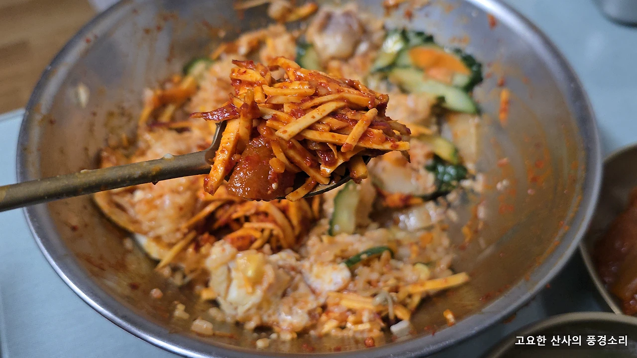 img.png?credential=yqXZFxpELC7KVnFOS48ylbz2pIh7yKj8&expires=1764514799&allow_ip=&allow_referer=&signature=XB7ZLWZEJxmHu0b0hHg2CrhzfFY%3D