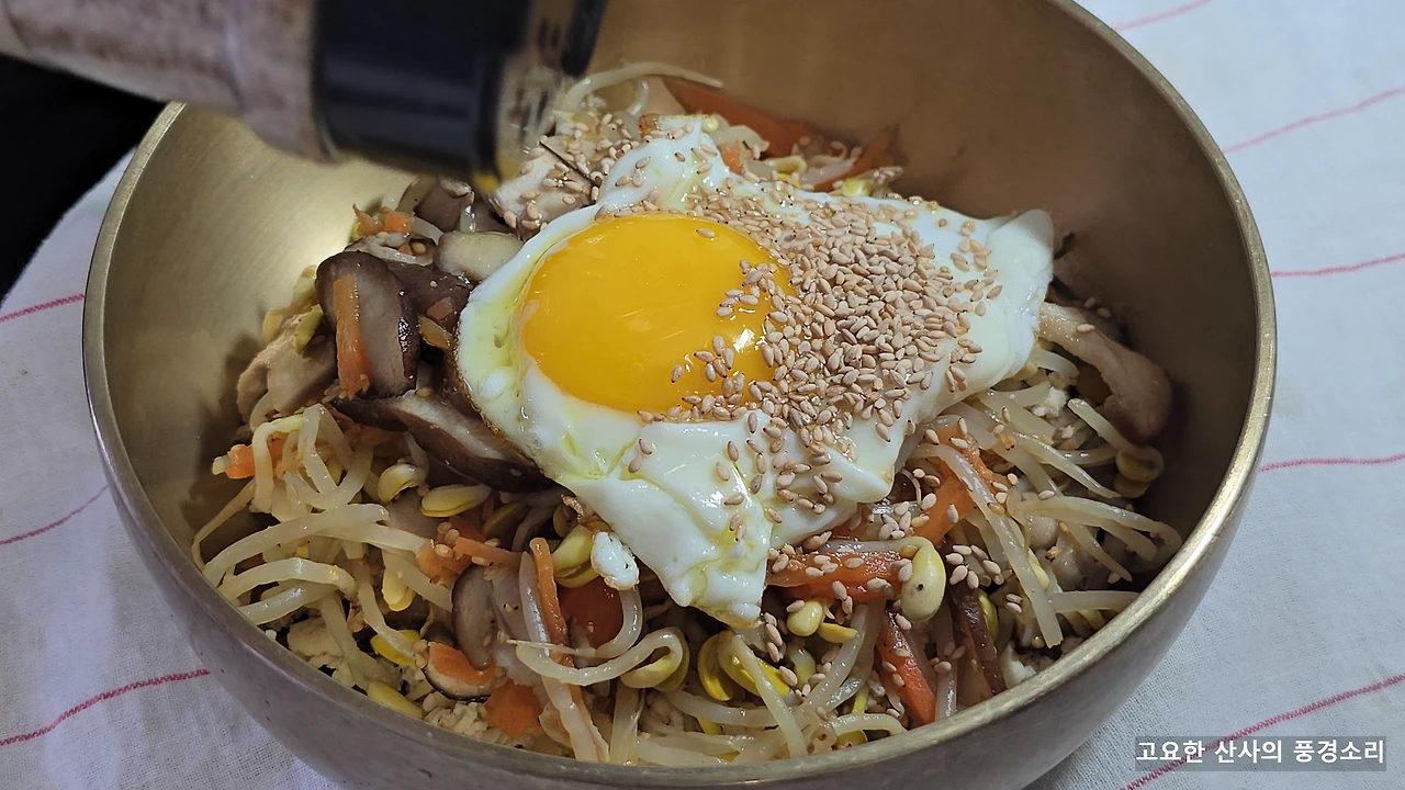 img.png?credential=yqXZFxpELC7KVnFOS48ylbz2pIh7yKj8&expires=1759244399&allow_ip=&allow_referer=&signature=I3tQU6kOWUsPslVDT4A2h%2BwBwus%3D