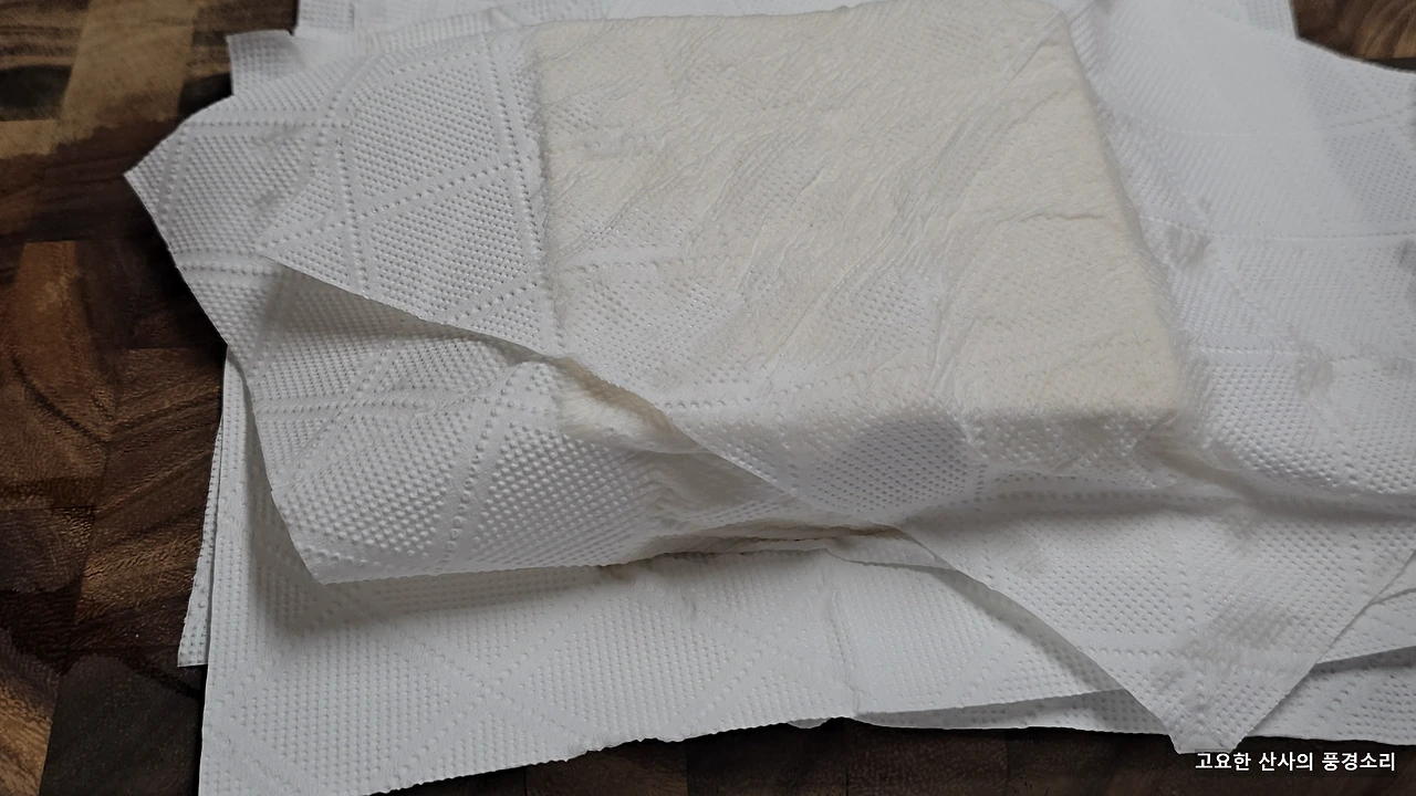 img.png?credential=yqXZFxpELC7KVnFOS48ylbz2pIh7yKj8&expires=1756652399&allow_ip=&allow_referer=&signature=MEqE9TFzHSIgSM5NS77q7c8w4IU%3D