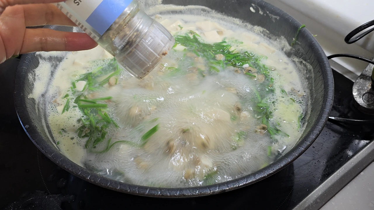 img.jpg?credential=yqXZFxpELC7KVnFOS48ylbz2pIh7yKj8&expires=1764514799&allow_ip=&allow_referer=&signature=LFUninzKqkBlvvsVz7hiovBqV68%3D