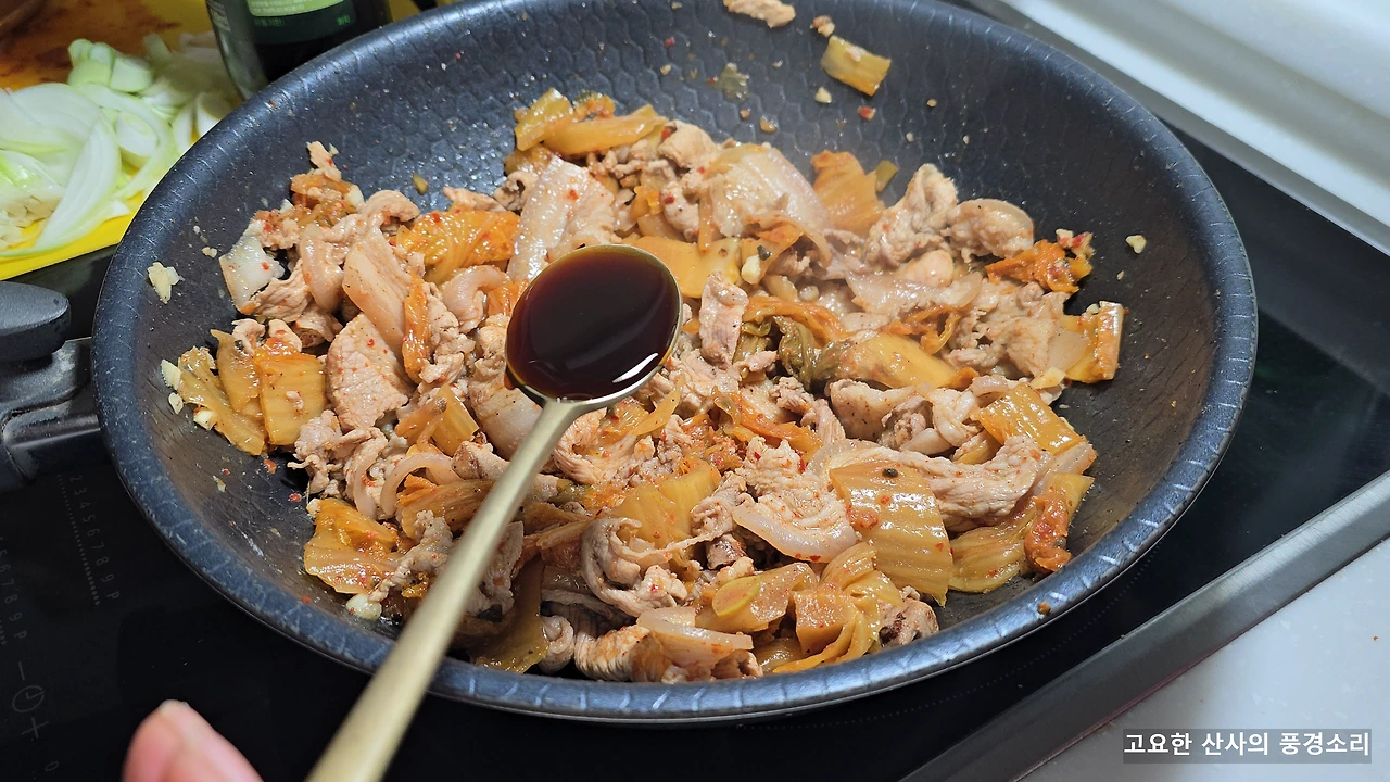 img.png?credential=yqXZFxpELC7KVnFOS48ylbz2pIh7yKj8&expires=1767193199&allow_ip=&allow_referer=&signature=mA5HYiJkNLI4iV8qig1C%2BnsMMpg%3D