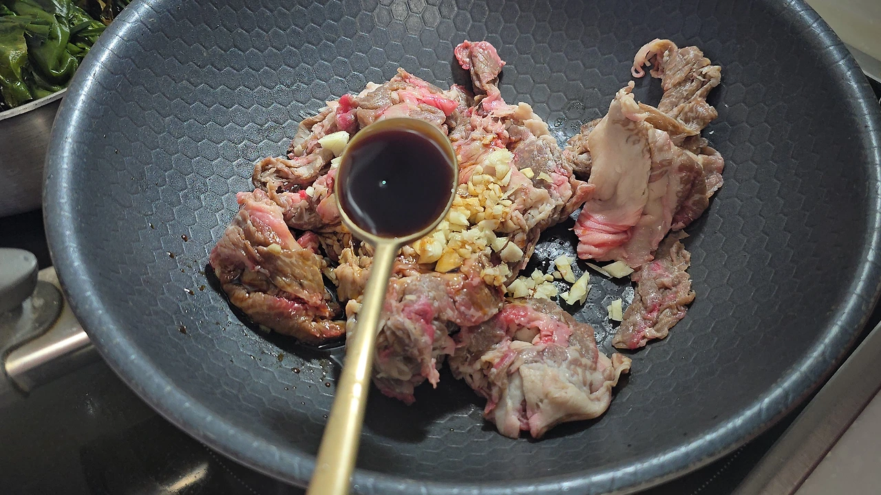 img.jpg?credential=yqXZFxpELC7KVnFOS48ylbz2pIh7yKj8&expires=1761922799&allow_ip=&allow_referer=&signature=azMIFldq2ezjaDDyjQcpoFxgkfc%3D