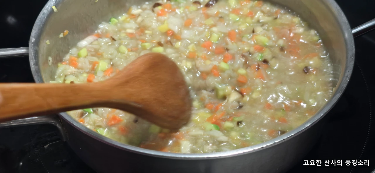 img.png?credential=yqXZFxpELC7KVnFOS48ylbz2pIh7yKj8&expires=1756652399&allow_ip=&allow_referer=&signature=XyJkXMlwGby9dKJAoGFJJ8CgIvo%3D