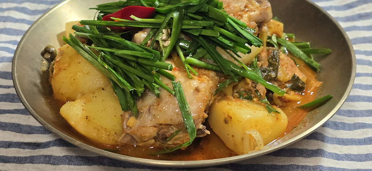 img.jpg?credential=yqXZFxpELC7KVnFOS48ylbz2pIh7yKj8&expires=1751295599&allow_ip=&allow_referer=&signature=fDTZDh0M0A2FKYyU6fQb72Aag%2B8%3D