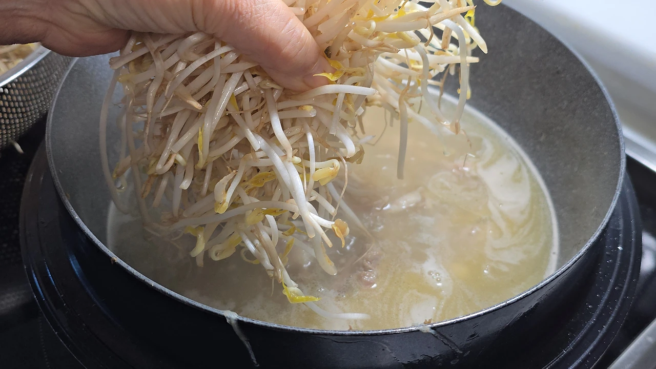 img.jpg?credential=yqXZFxpELC7KVnFOS48ylbz2pIh7yKj8&expires=1767193199&allow_ip=&allow_referer=&signature=2kTRPnSIKjXvkXuYBlnfYGOsxy8%3D