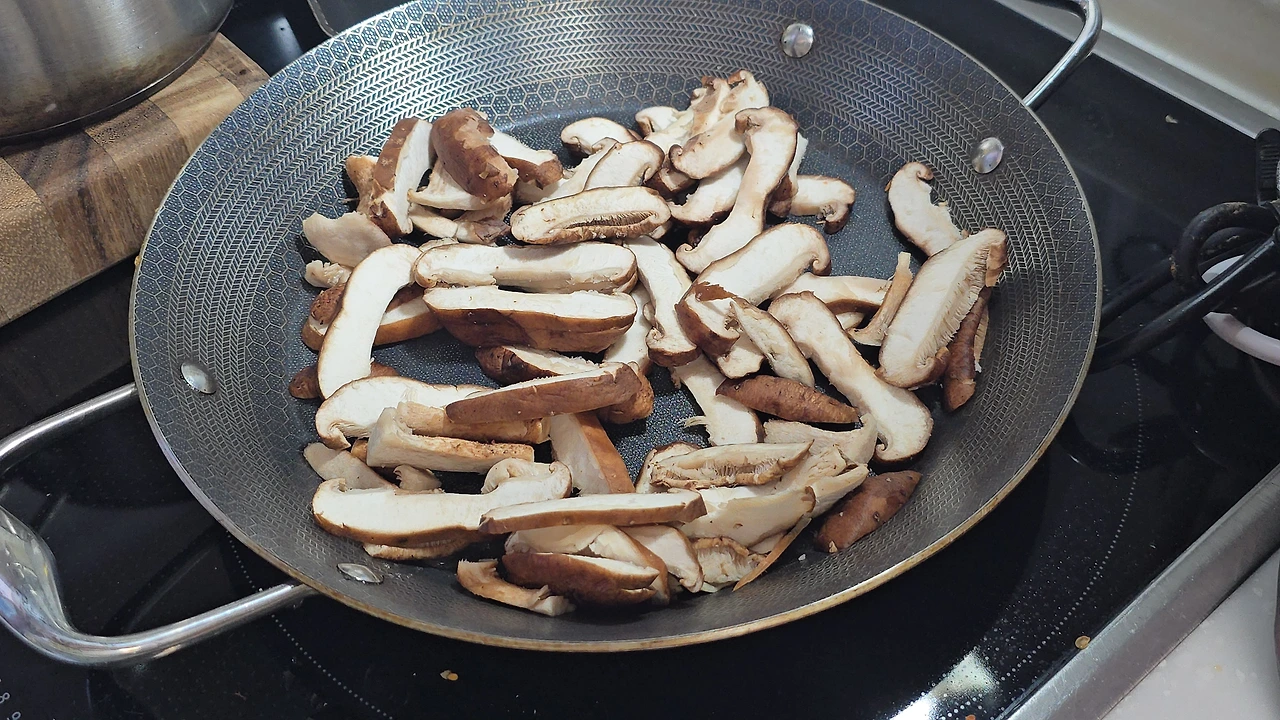 img.jpg?credential=yqXZFxpELC7KVnFOS48ylbz2pIh7yKj8&expires=1761922799&allow_ip=&allow_referer=&signature=ASiKglD2psw%2FvaQSSysFJgJCdZE%3D