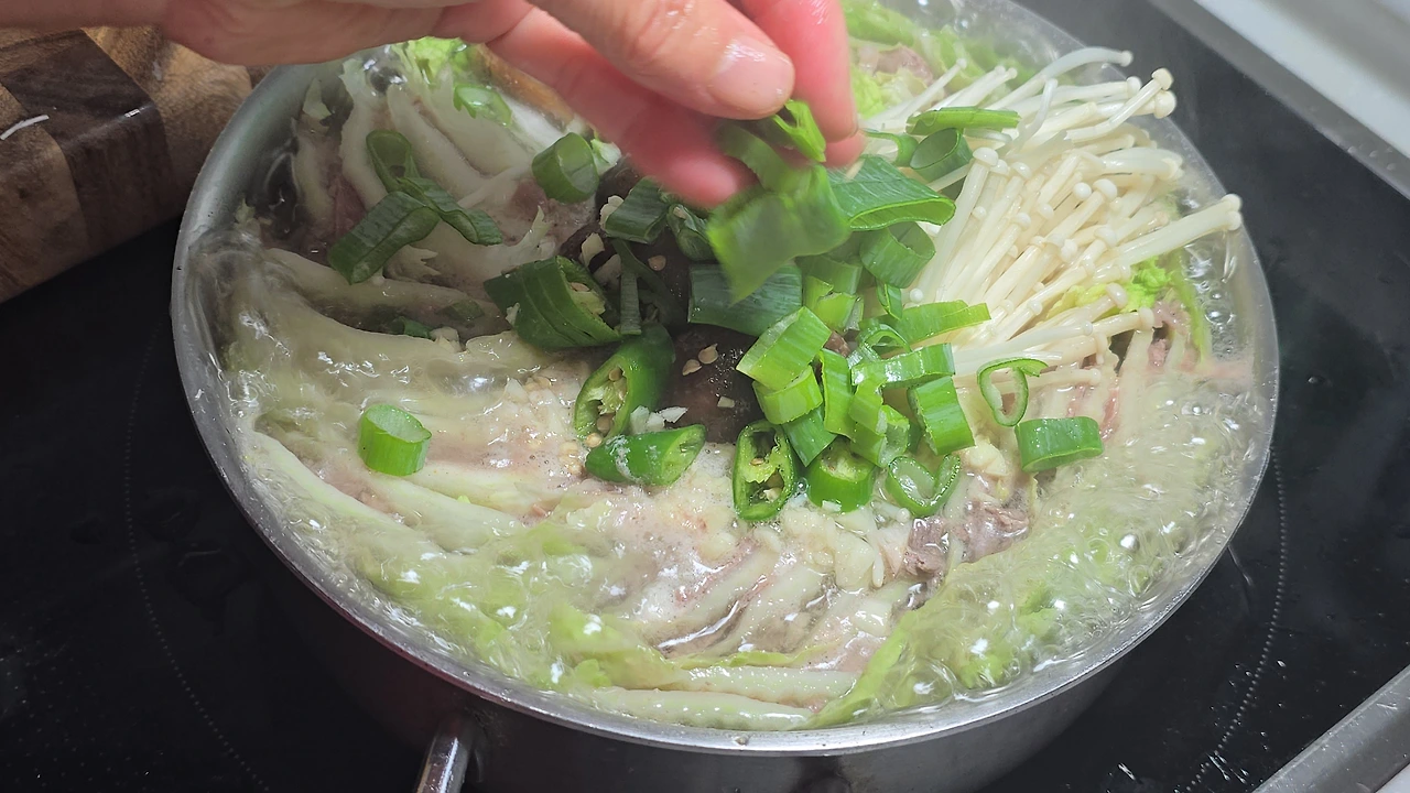 img.jpg?credential=yqXZFxpELC7KVnFOS48ylbz2pIh7yKj8&expires=1767193199&allow_ip=&allow_referer=&signature=dg%2FmM6l0a7RA7eOF6tBXDF%2BW7cQ%3D