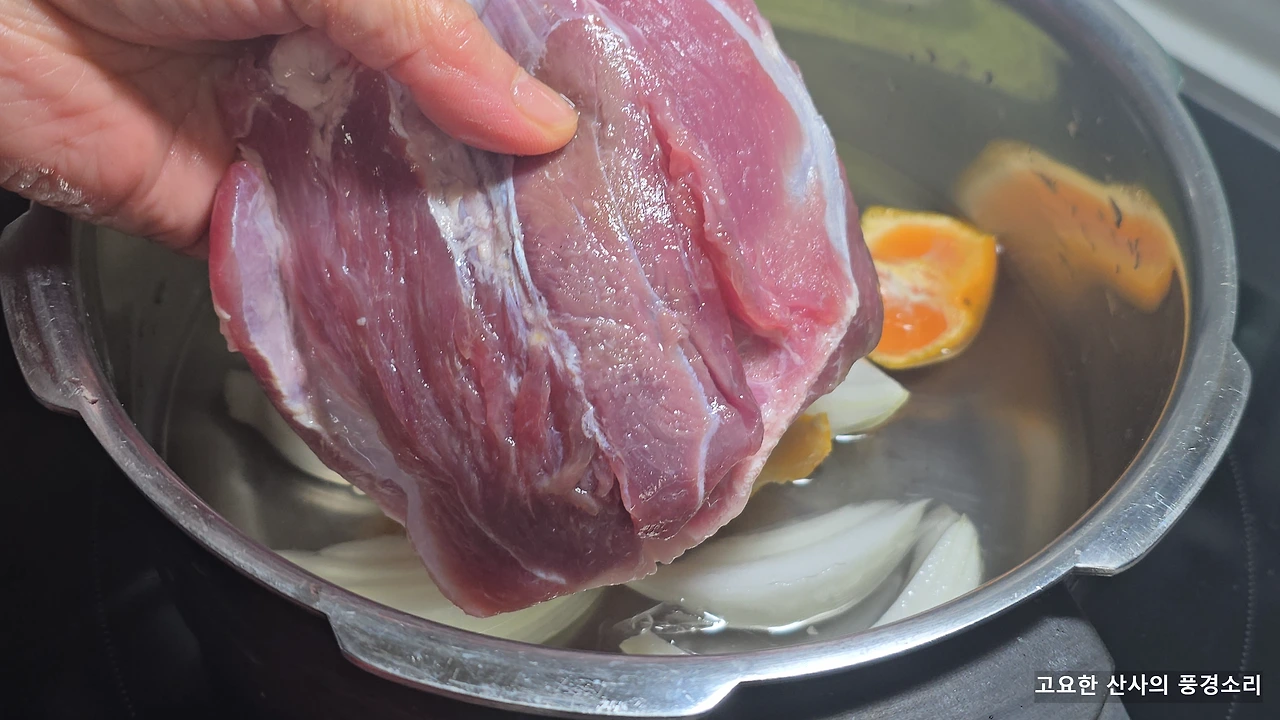 img.png?credential=yqXZFxpELC7KVnFOS48ylbz2pIh7yKj8&expires=1767193199&allow_ip=&allow_referer=&signature=5faLYLJfz%2BReSgE8FN%2B8pobDc1U%3D