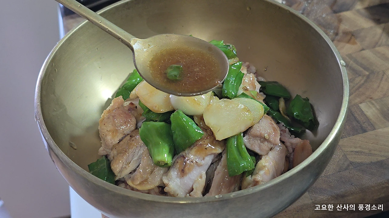 img.png?credential=yqXZFxpELC7KVnFOS48ylbz2pIh7yKj8&expires=1761922799&allow_ip=&allow_referer=&signature=Ix02oik%2BNf6Q7tzHFdu3pTP4XJg%3D