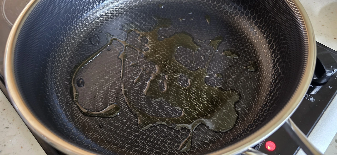 img.jpg?credential=yqXZFxpELC7KVnFOS48ylbz2pIh7yKj8&expires=1761922799&allow_ip=&allow_referer=&signature=nFSzB70YatdZBuByRUoJ9jKxa1U%3D