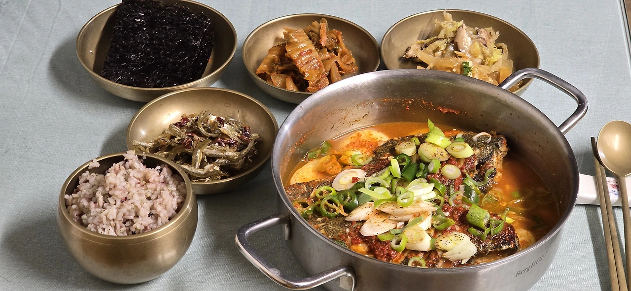 img.jpg?credential=yqXZFxpELC7KVnFOS48ylbz2pIh7yKj8&expires=1769871599&allow_ip=&allow_referer=&signature=stOIOZ7uopB5x4rK%2FELK7jAnz34%3D