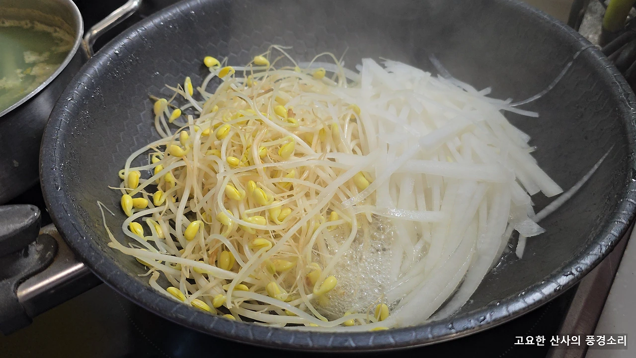 img.png?credential=yqXZFxpELC7KVnFOS48ylbz2pIh7yKj8&expires=1761922799&allow_ip=&allow_referer=&signature=DCQHvdU7n15XH8Ttyt0lUZYC7%2B0%3D