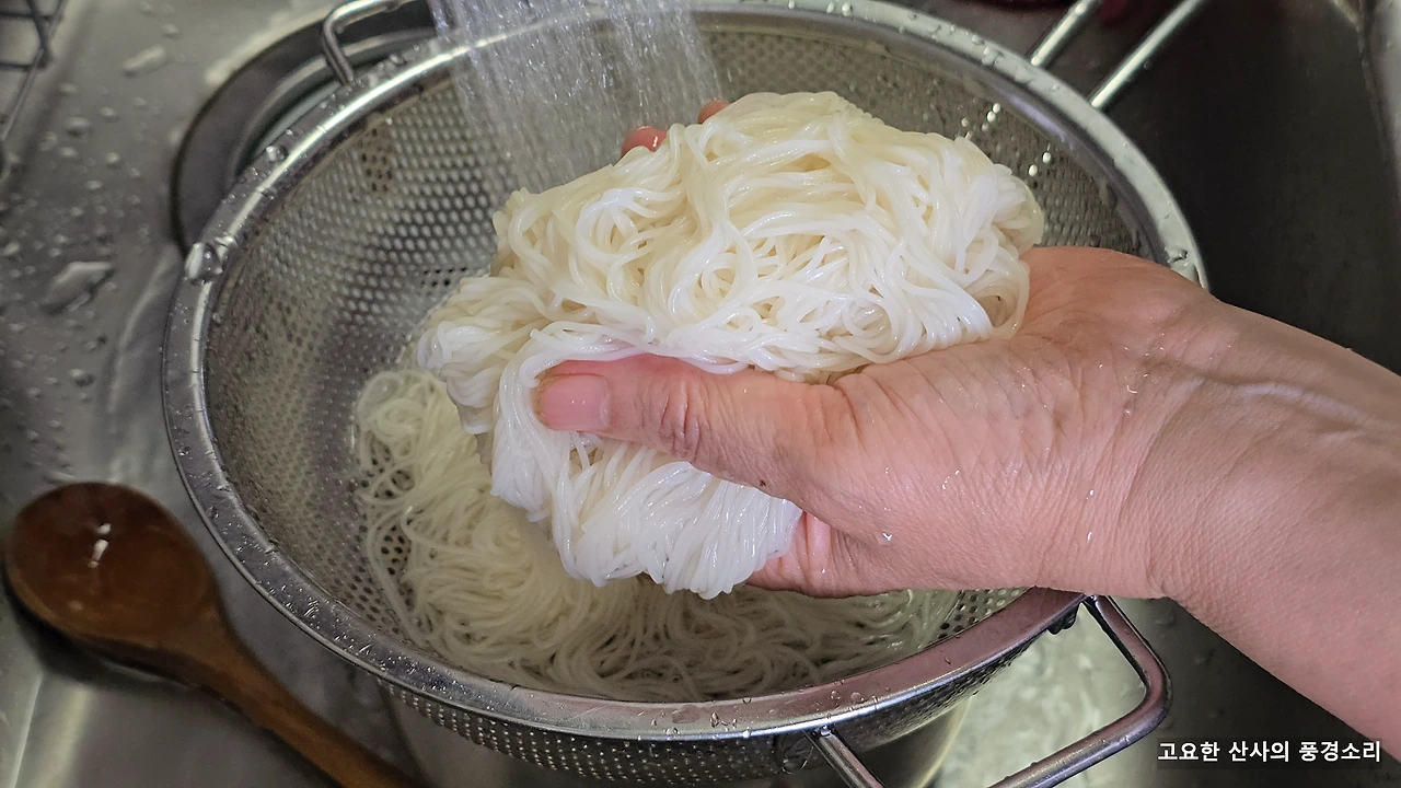 img.png?credential=yqXZFxpELC7KVnFOS48ylbz2pIh7yKj8&expires=1759244399&allow_ip=&allow_referer=&signature=6IyP8ZLi2IL%2BaRHK%2BF0qdv9Ypns%3D